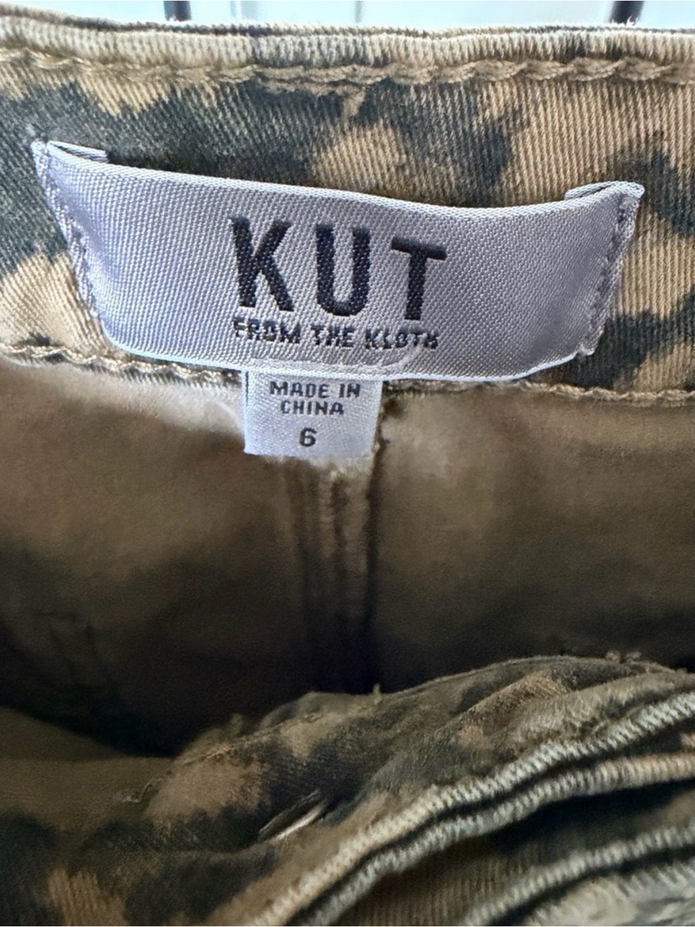 Kut from the Kloth - Leopard Print Barrel Pants - Picture 5 of 6